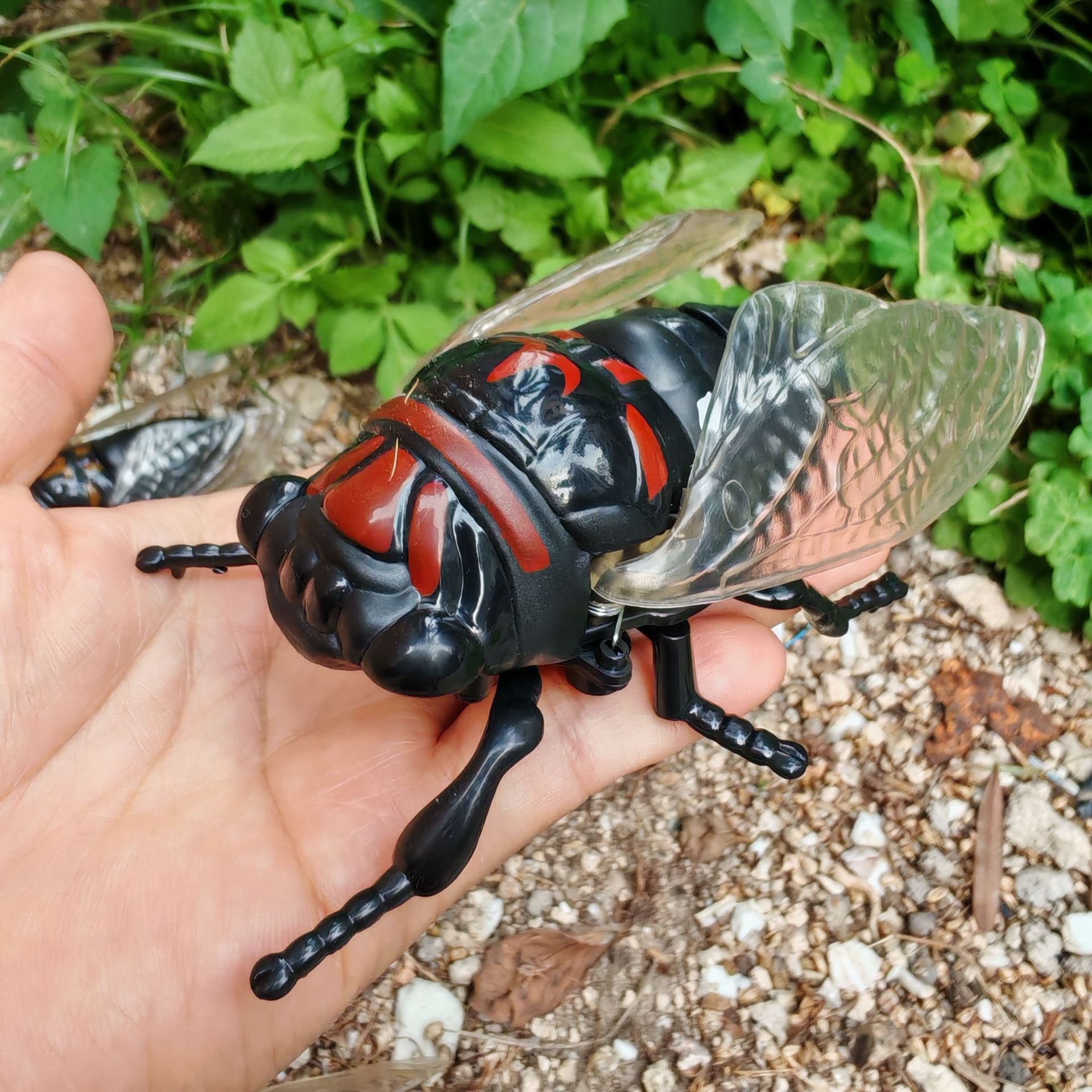Yeni Wind Up Böcek Biyonik Oyu - Prank Toys incelemesi ve fiyatı
