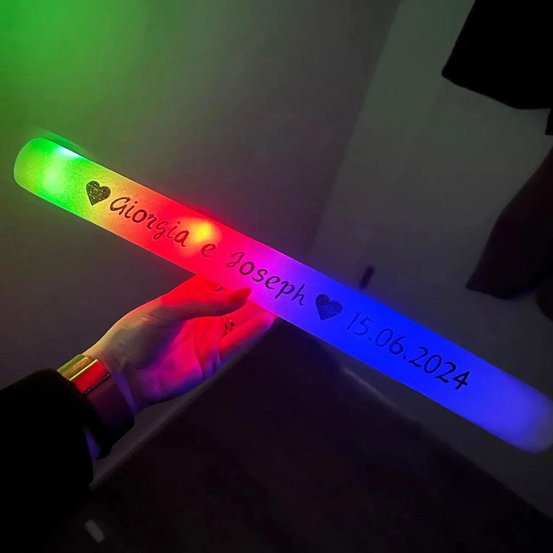 30 LED ışıklı köpük çubuklar k - Flashing Led Foam Sticks Party incelemesi ve fiyatı